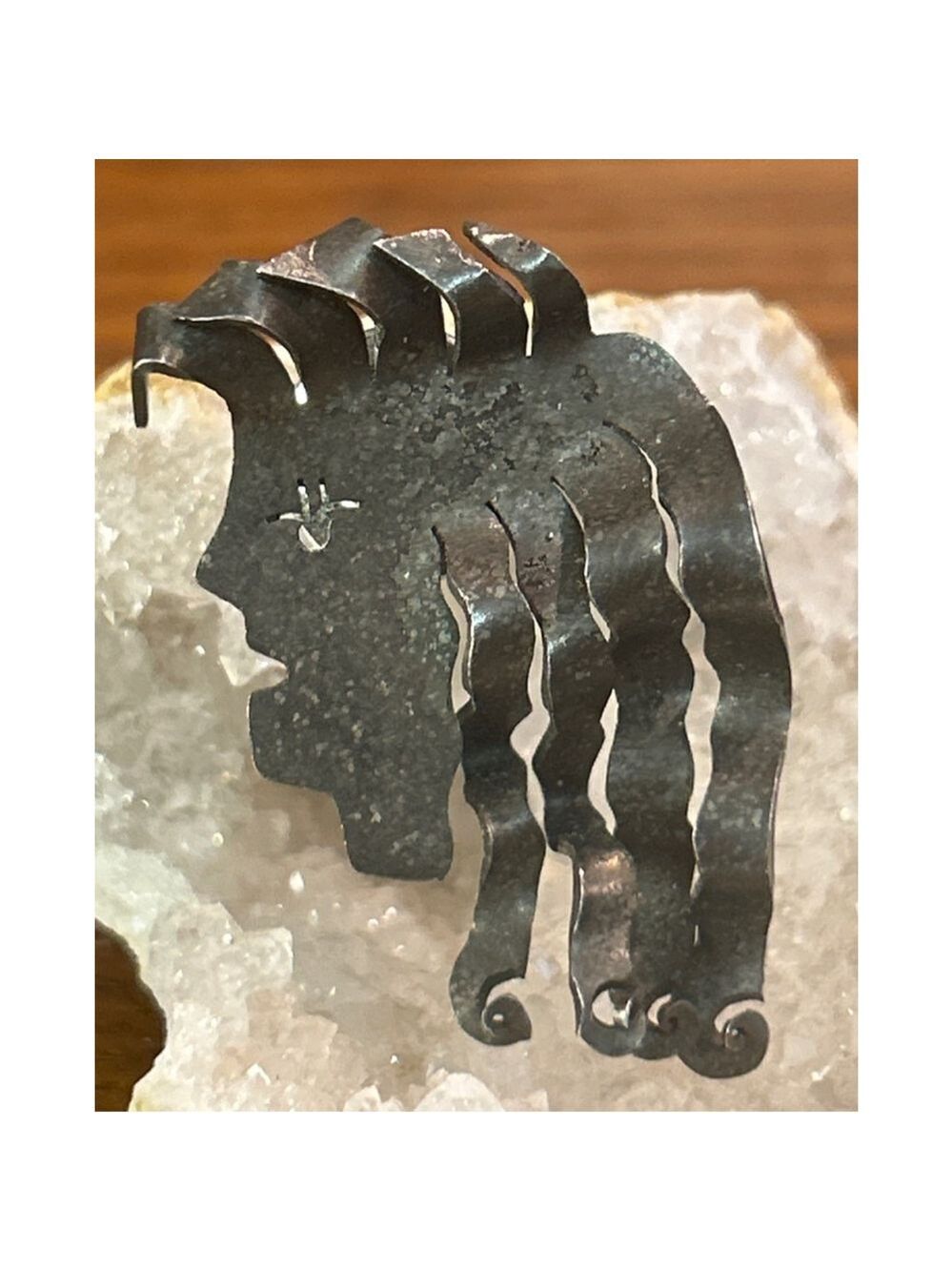 Women's bronze Tone Profile Brooch / hat pin / tie tac